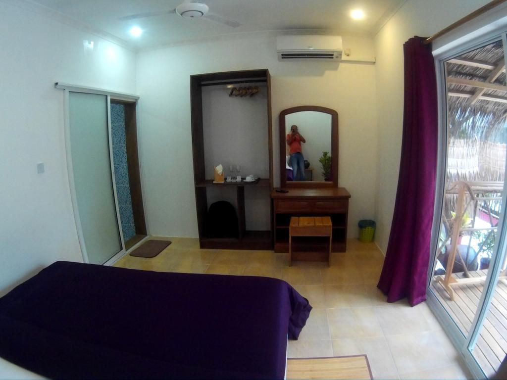 Maafushi View Hotel ภายนอก รูปภาพ
