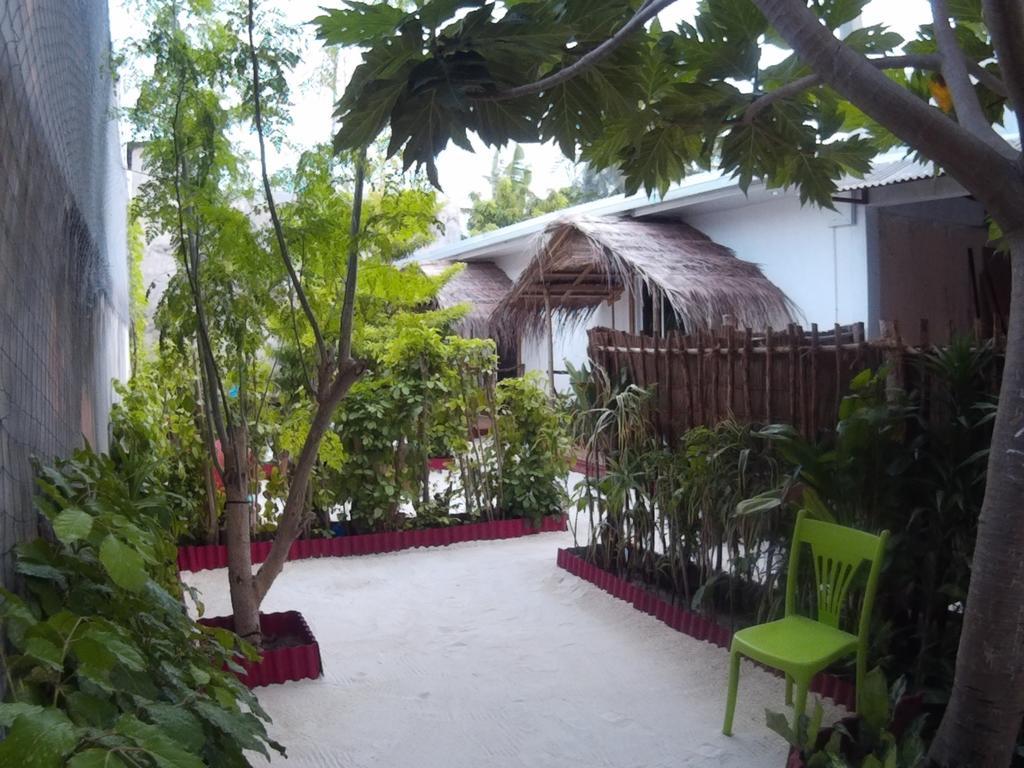 Maafushi View Hotel ภายนอก รูปภาพ